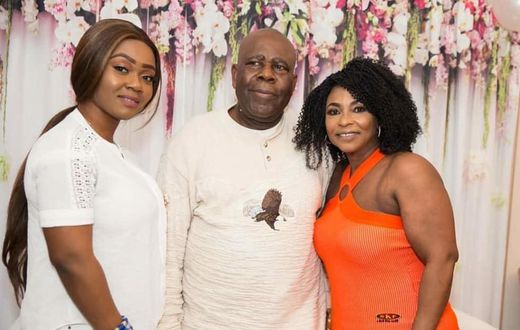 Kyeiwaa holds bridal shower