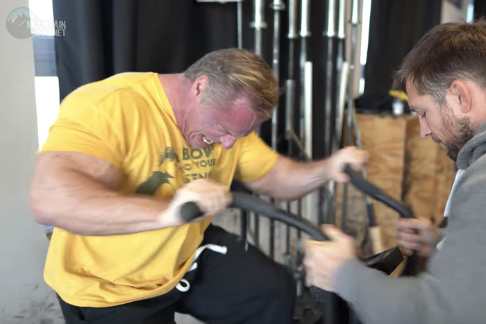 Watch This Bodybuilder Take On an MMA Workout
