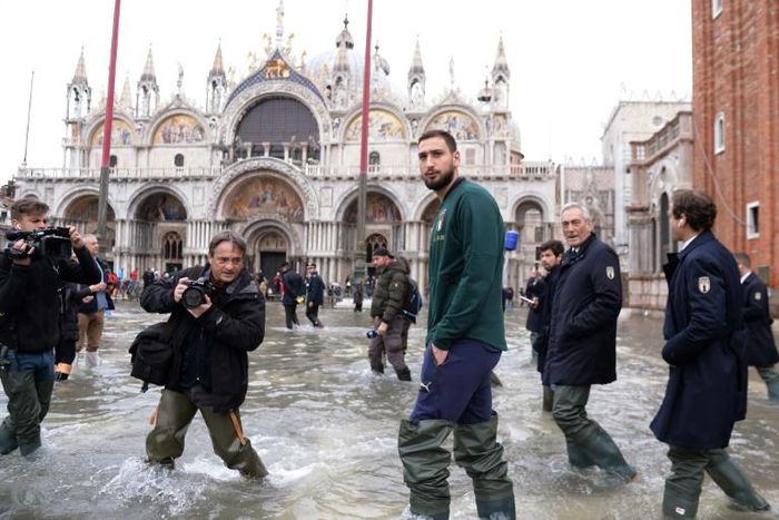 National goalkeeper Gianluigi Donnarumma was among an Italian Football Federation delegation to visit flooded St. Mark's Square in Venice