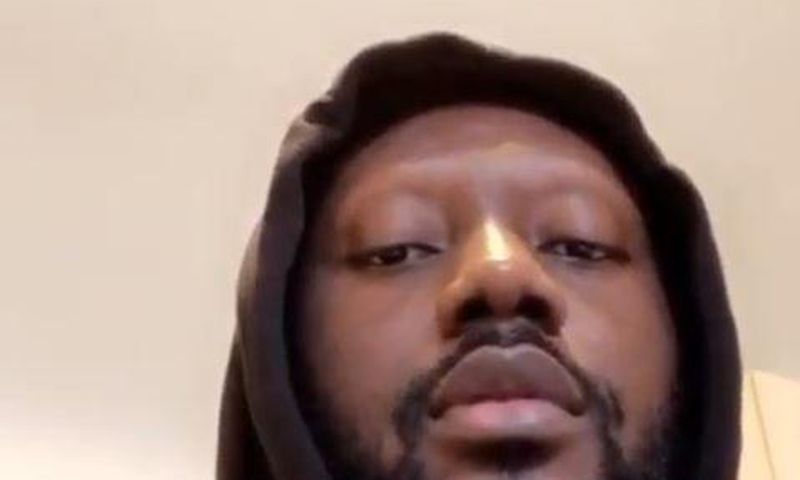 Pappy Kojo shaves eyebrow