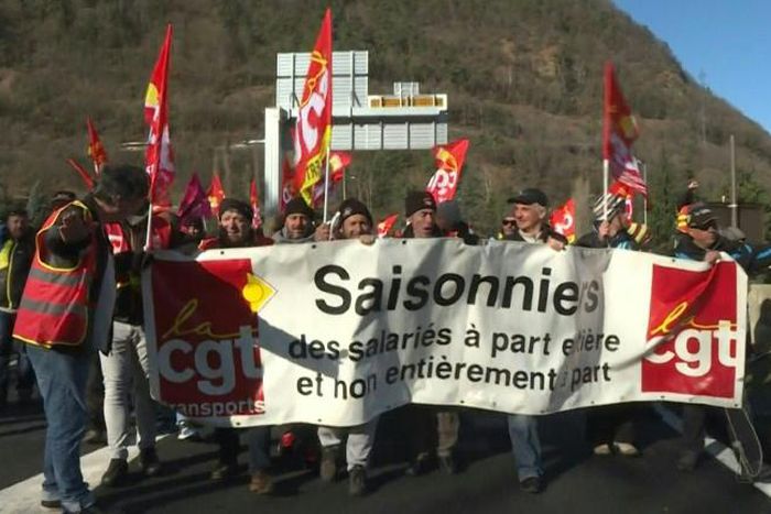 Seasonal workers already worried at a lack of snow at some resorts fear the planned reforms to unemployment insurance reform will hit them hard