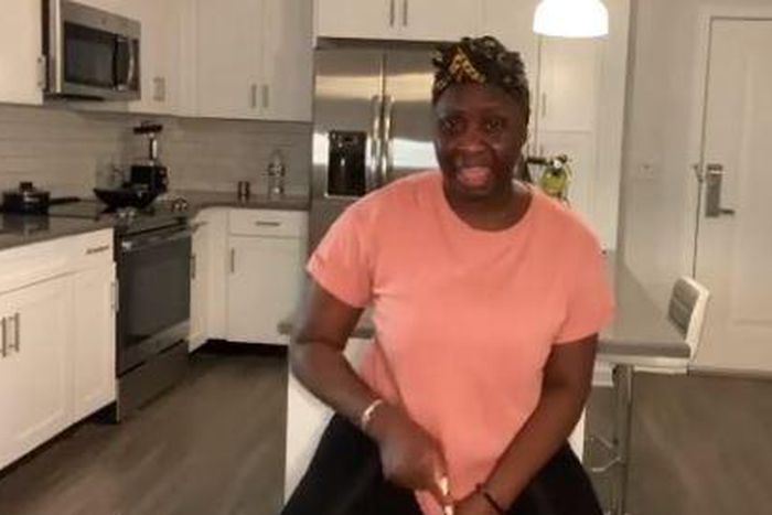 Princess Shyngle cries