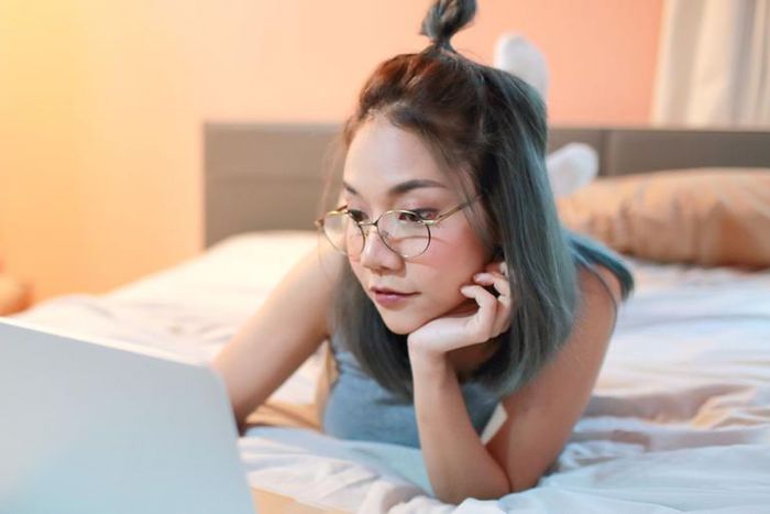 Pornhub Reveals Stats About Women's Porn Habits