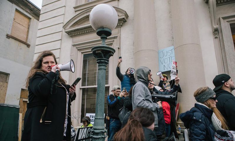 How Anti-Vaccine Activists Defeated a Bill to End Religious Exemptions