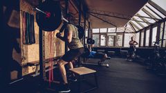 Build a Strong Lower Body With Safety Bar Squats