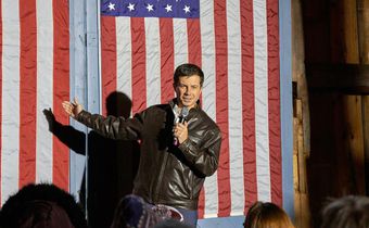 It May Be a Good Idea for Democratic Front-Runners Not to Look Back