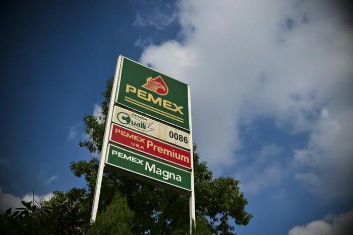 Investor confidence in Mexico has taken a hit over the grim financial outlook at state oil company Pemex, the country's largest company