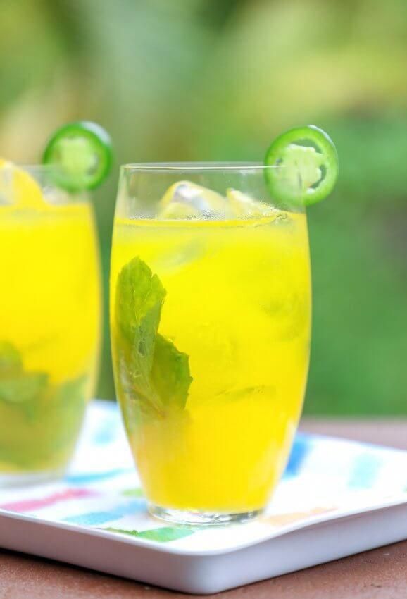 The 15 Best Low-Carb And Keto-Friendly Cocktails You Can Sip On