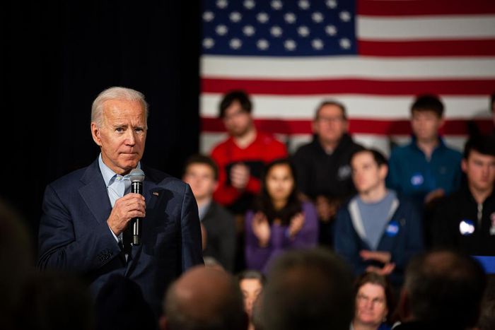 A Biden-GOP Ticket? He's Open to It, but Doesn't See Options