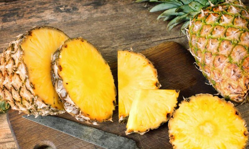 ___9095844___2018___11___12___13___pineapple
