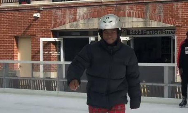 King Promise crashes while ice skating