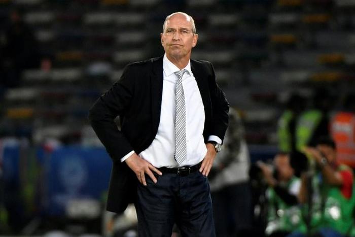 Former Australia, South Korea and Oman coach Pim Verbeek has died at the age of 63