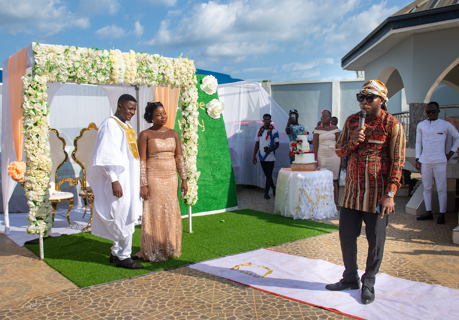 Pulse Ghana's Entertainment editor ,David Mawuli ties the knot in a beautiful ceremony