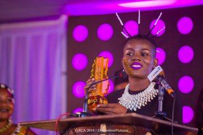 Efya, Jon Benjamin, Trigmatic congratulate Wiyaala after winning “Artiste of the Year” at 2019 GACA