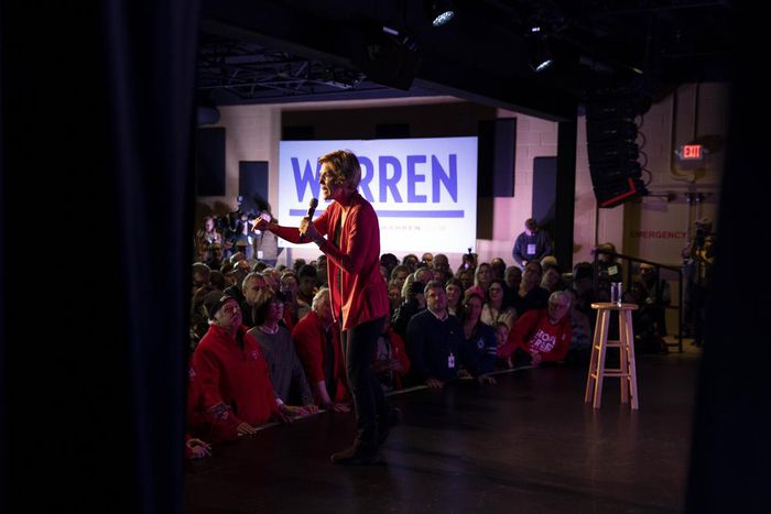 Elizabeth Warren Has a Pete Buttigieg Problem