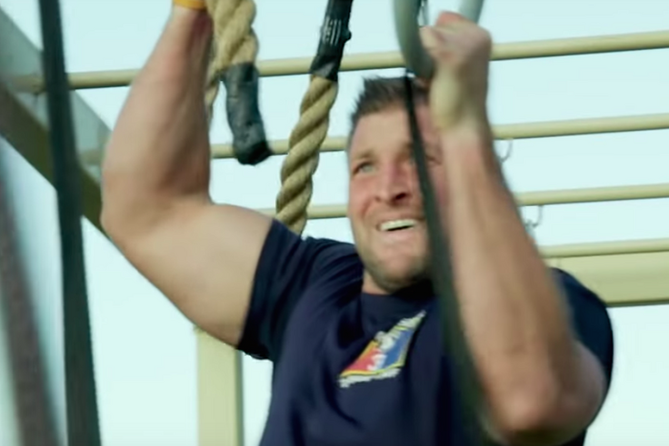 Watch Tim Tebow Attempt an Army Assault Course