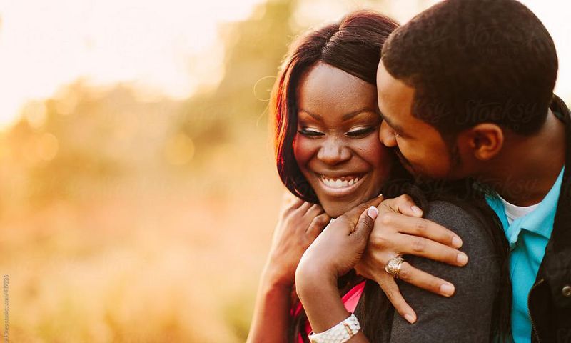 Women who date younger men have more satisfying relationships – New study shows