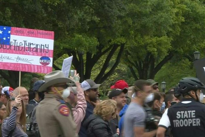 US: Protesters gather against stay-at-home orders in Texas