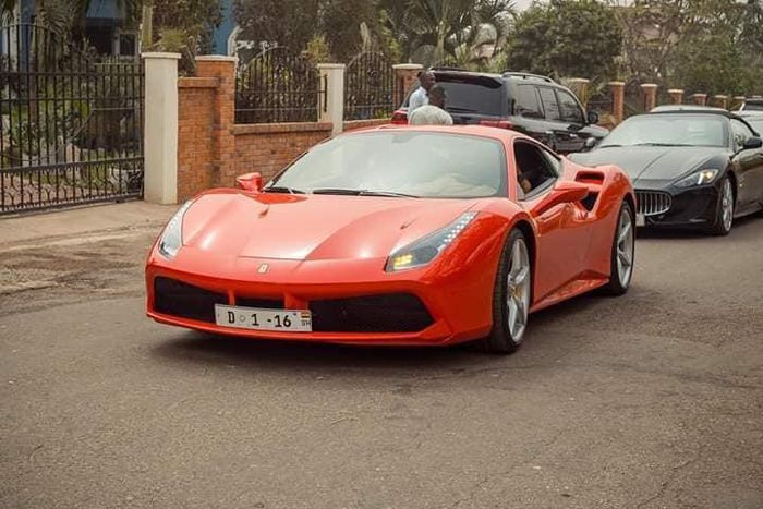Photos:The fleet of cars spotted at Despite's son wedding