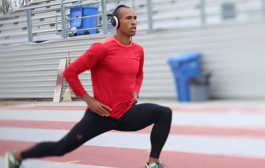 Get Stronger and Faster With this Landmine Lunge