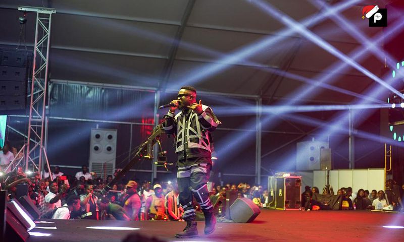 3 fashion statements by Sarkodie at 2019 Rapperholic concert