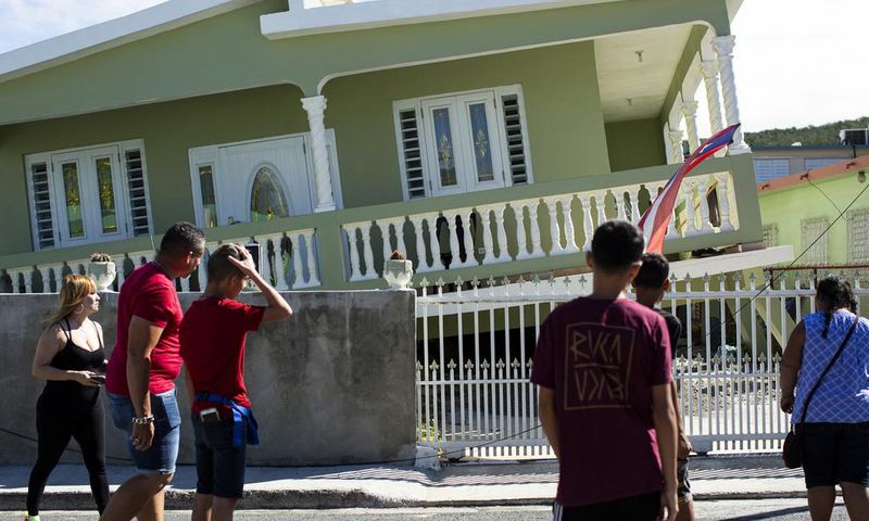 Earthquake Strikes Puerto Rico, Toppling a Well-Known Natural Wonder