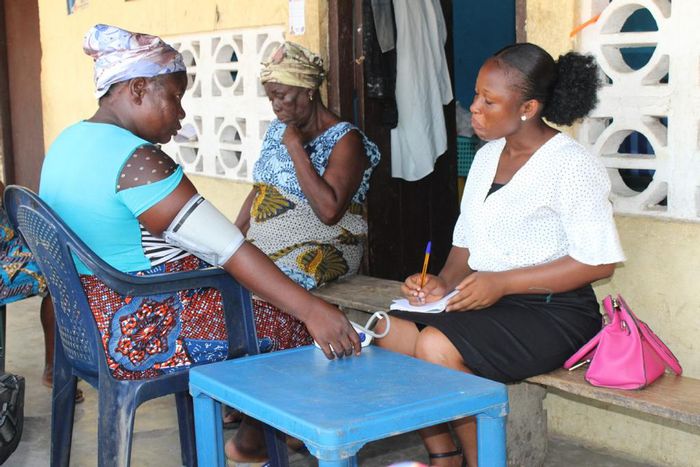 Pregnant women receive treatment on plastic chairs (File photo)