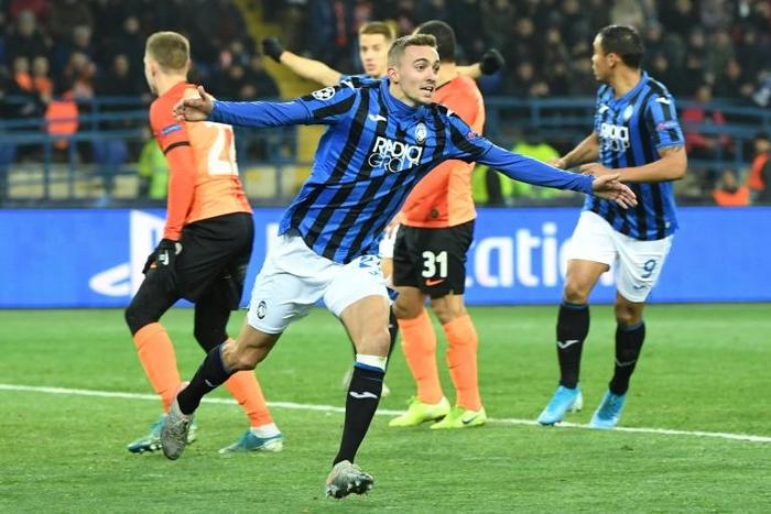 Timothy Castagne scored the opener as Atalanta reached the last 16 of the Champions League for the first time with victory over Shakhtar Donetsk