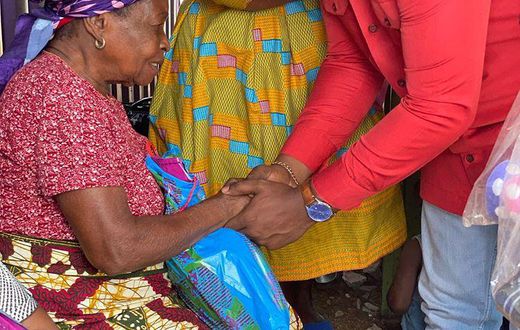 John Dumelo spends Val’s Day with widows