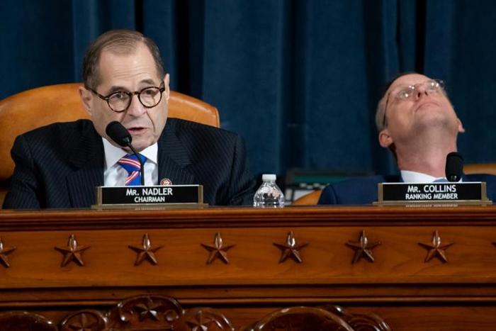 House Judiciary Chairman Jerry Nadler (R) accused Donald Trump of inviting foreign interference in US elections, while Doug Collins, the senior Republican on the panel, rejected the push to impeach Trump as purely partisan