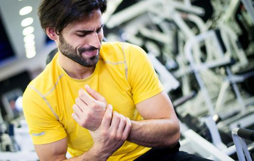 2 Ways to Bounce Back from a Sprained Wrist