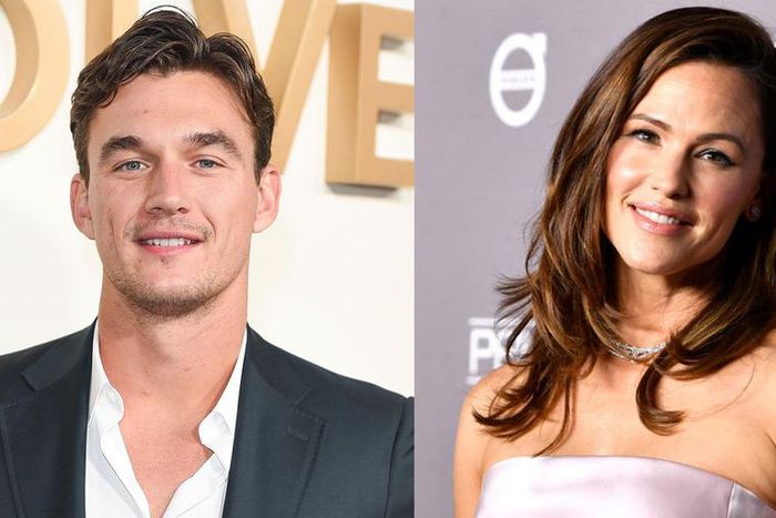 Tyler Cameron Comments On Jennifer Garner's IG