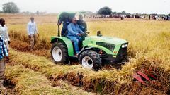 Farmers deserve better than cutlasses and hoes as prizes – Mahama