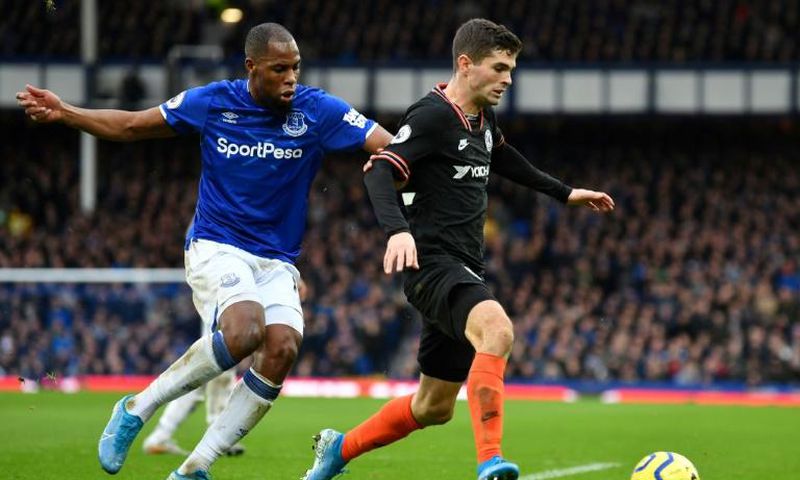Everton are investigating reports of homophobic chanting during their match against Chelsea