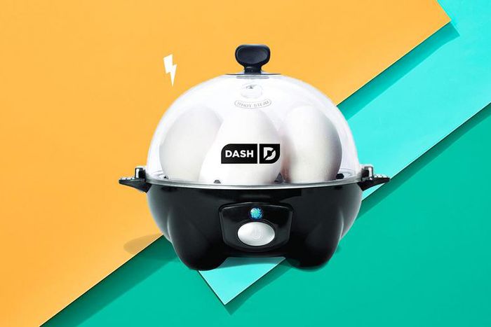 This Egg Cooker Has Over 11,000 5-Star Reviews