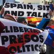 Protesters from the Democratic Tsunami group has called for supporters to gather before Barcelona face Real Madrid on Wednesday