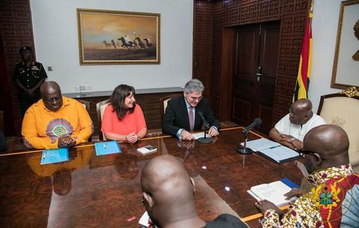 Nana Addo signs MoU