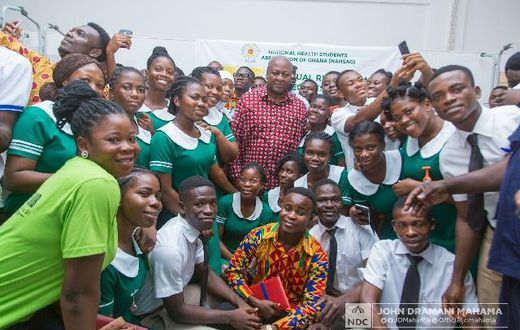 Covid-19: Time for Gov’t to employ jobless doctors and nurses – Mahama