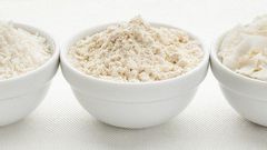 4 healthy flour every woman needs in her kitchen
