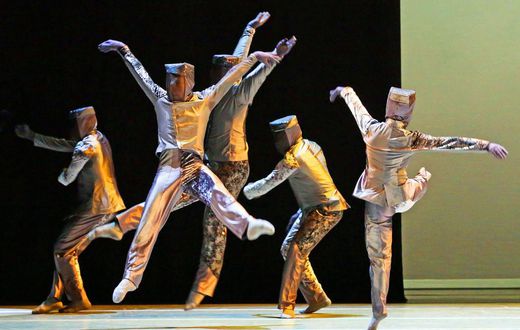 Review: At Alvin Ailey, Tragic Themes Overwhelm a Dance