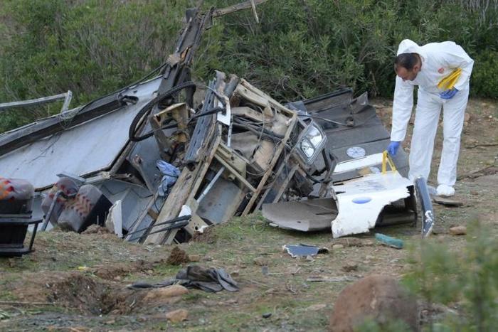 Forensic experts are investigating the causes of the crash