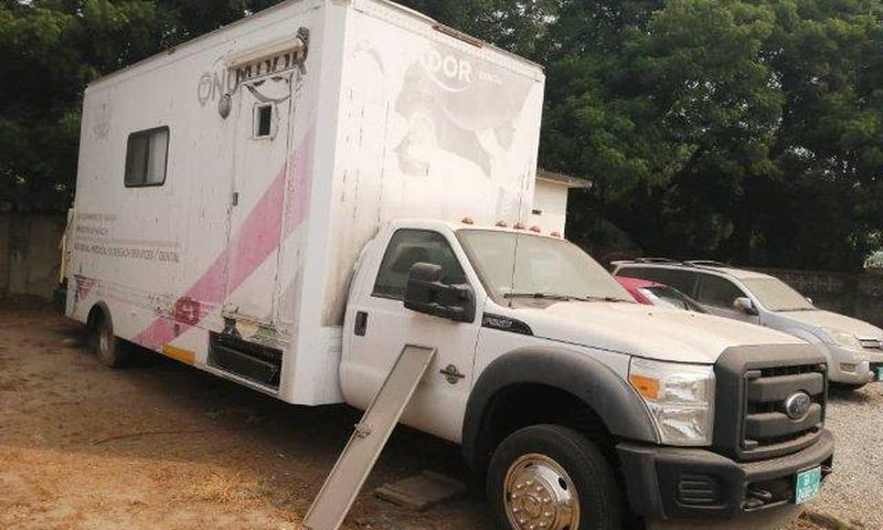 Mobile-clinic vans