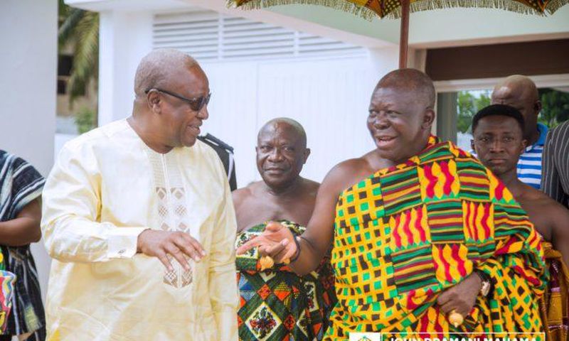 Mahama, Otumfuo discuss 'critical nation development issues'