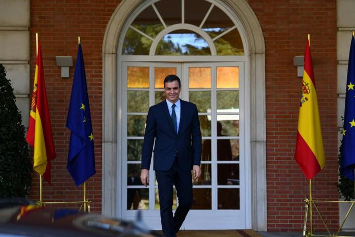 Spanish Prime Minister Pedro Sanchez is seeking support from smaller parties for his proposed coalition with the radical leftwing Podemos