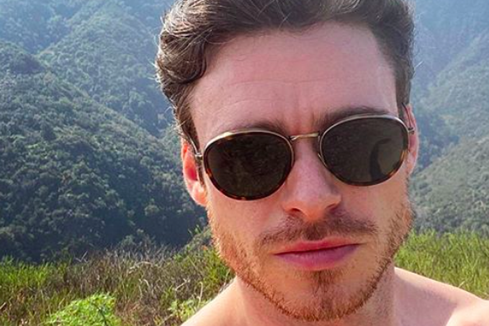 Marvel Star Richard Madden Shares Shirtless Selfie