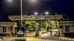 Several Lagos University students hospitalised after collapsing in an overcrowded exam hall (video)