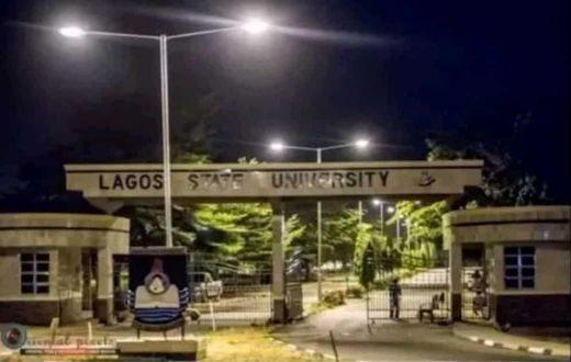 Several Lagos University students hospitalised after collapsing in an overcrowded exam hall (video)