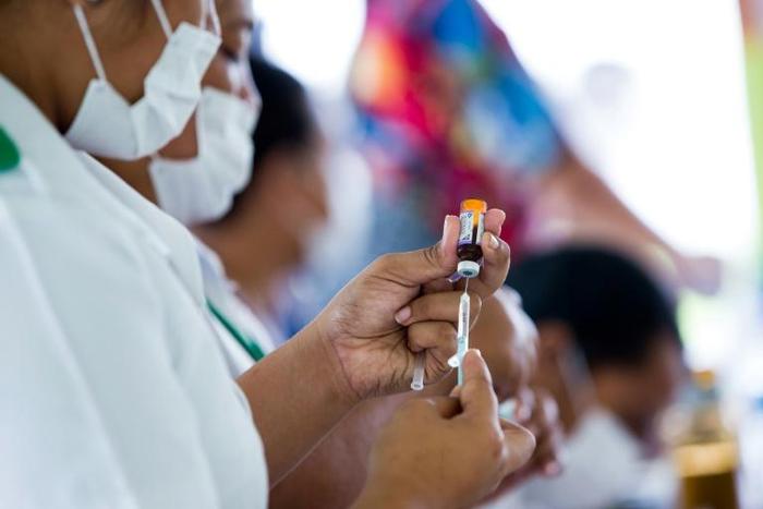 Immunisation rates in Samoa have risen to more than 55 percent since a compulsory mass vaccination campaign began a fortnight ago