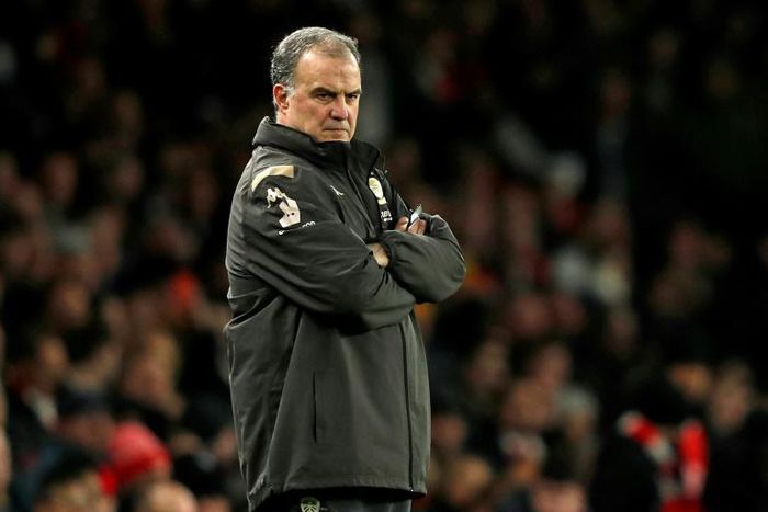 Marcelo Bielsa and Leeds United's bid to return to the Premier League has been put on hold due to the suspension of English Football League matches