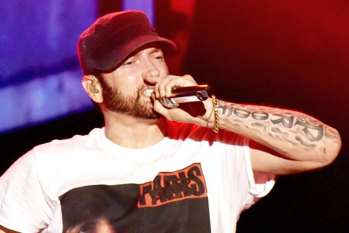 Eminem Breaks World Record for Fastest Rap Verse